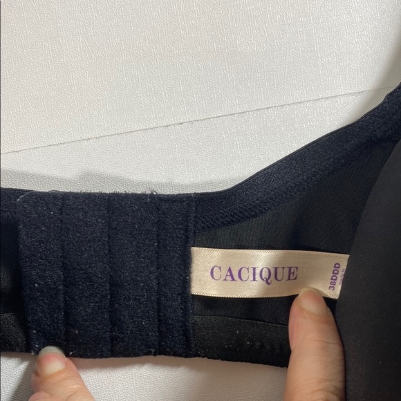 Cacique Black Full-Coverage Plunge Bra with Underwire Support - Picture 2 of 6